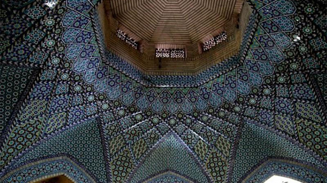 معماری آرامگاه سعدی شیراز