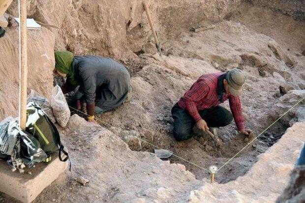 محوطه کاوششده تپه قلیدرویش در جنوب شهر قم