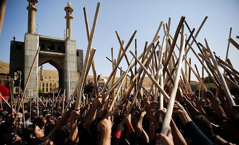 آیین مذهبی قالی شویان در مشهد اردهال کاشان