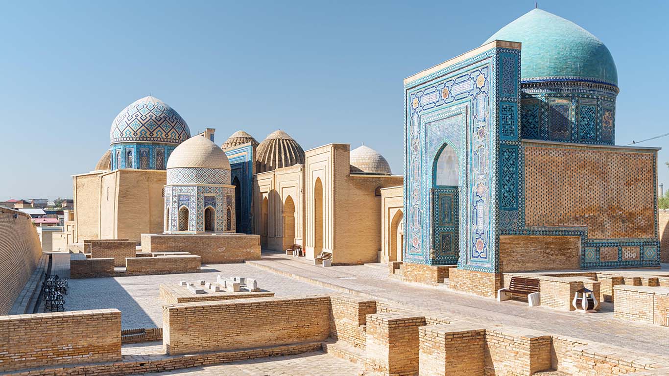 معماری شاه‌زنده؛ موزه‌ای از کاشی و فیروزه در شهر سمرقند ازبکستان