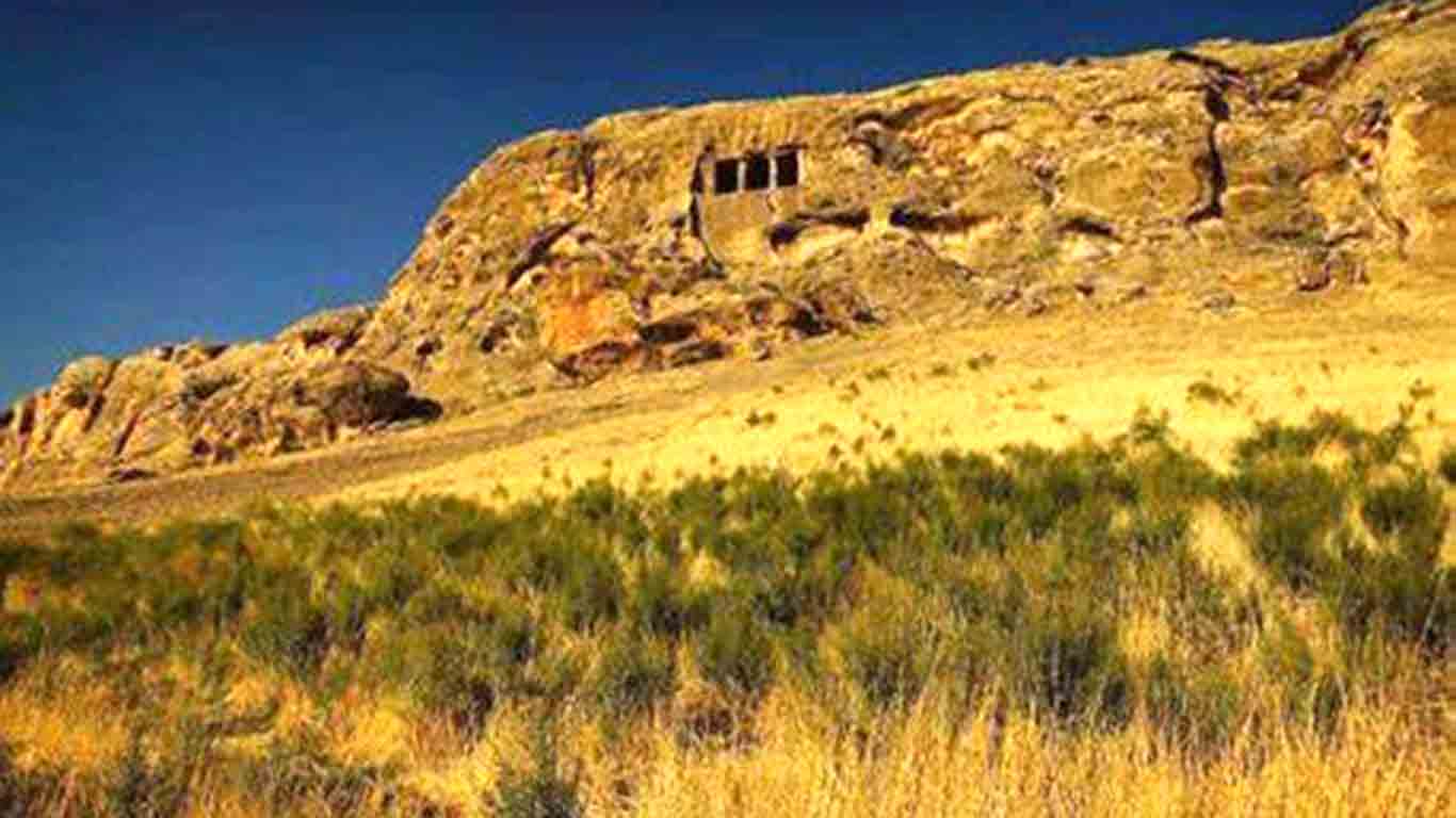 fakhri-gah-mahabad