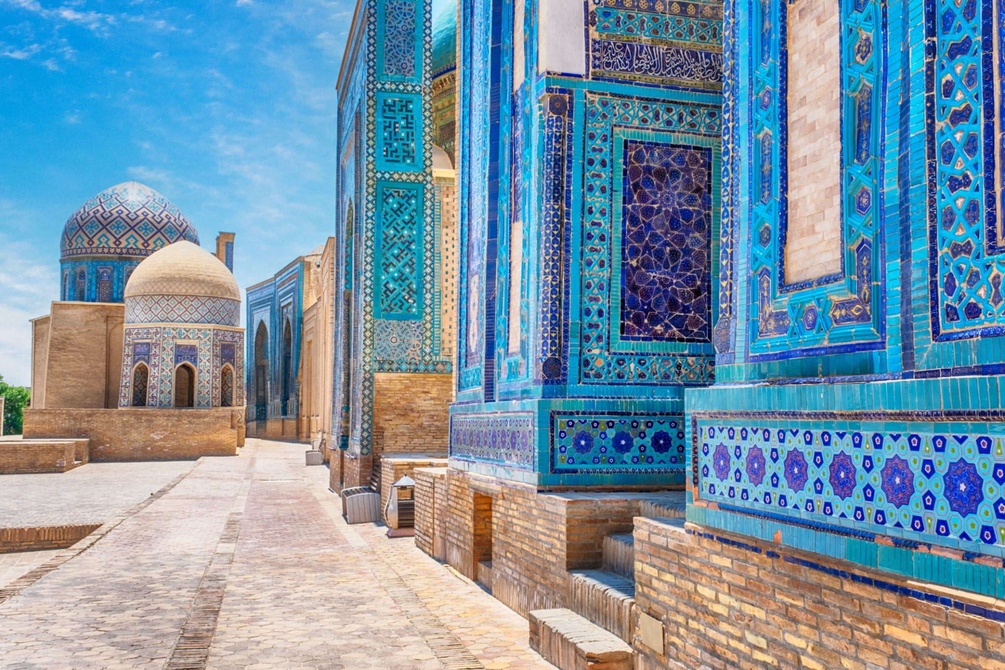 معماری شاه‌زنده؛ موزه‌ای از کاشی و فیروزه در شهر سمرقند ازبکستان