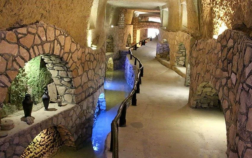 شهر زیرزمینی کاریز کیش؛ قناتی ۲۵۰۰ ساله در دل جزیره