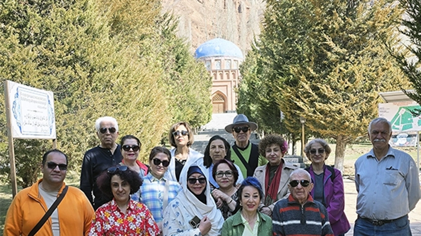 آرامگاه رودکی در پنج رود تاجیکستان