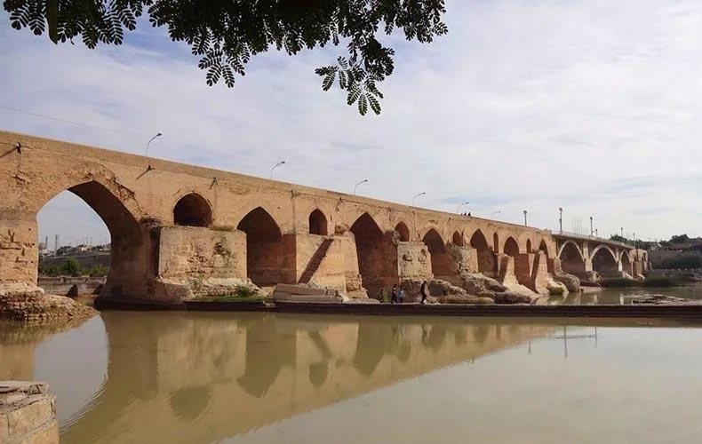 پل قدیم دزفول؛ یادگار ۱۸۰۰ ساله ساسانی بر رودخانه دز