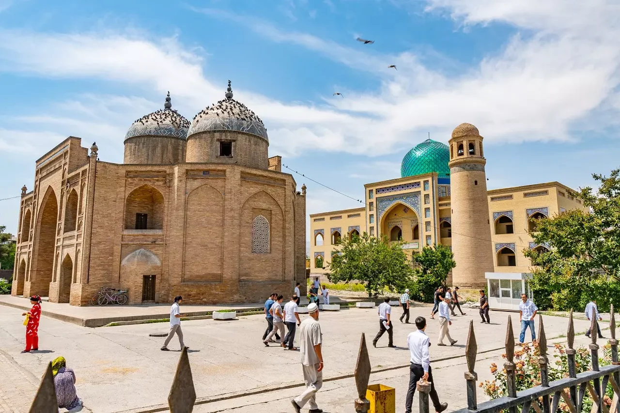مقبره شيخ مصلح الدّين خجندي