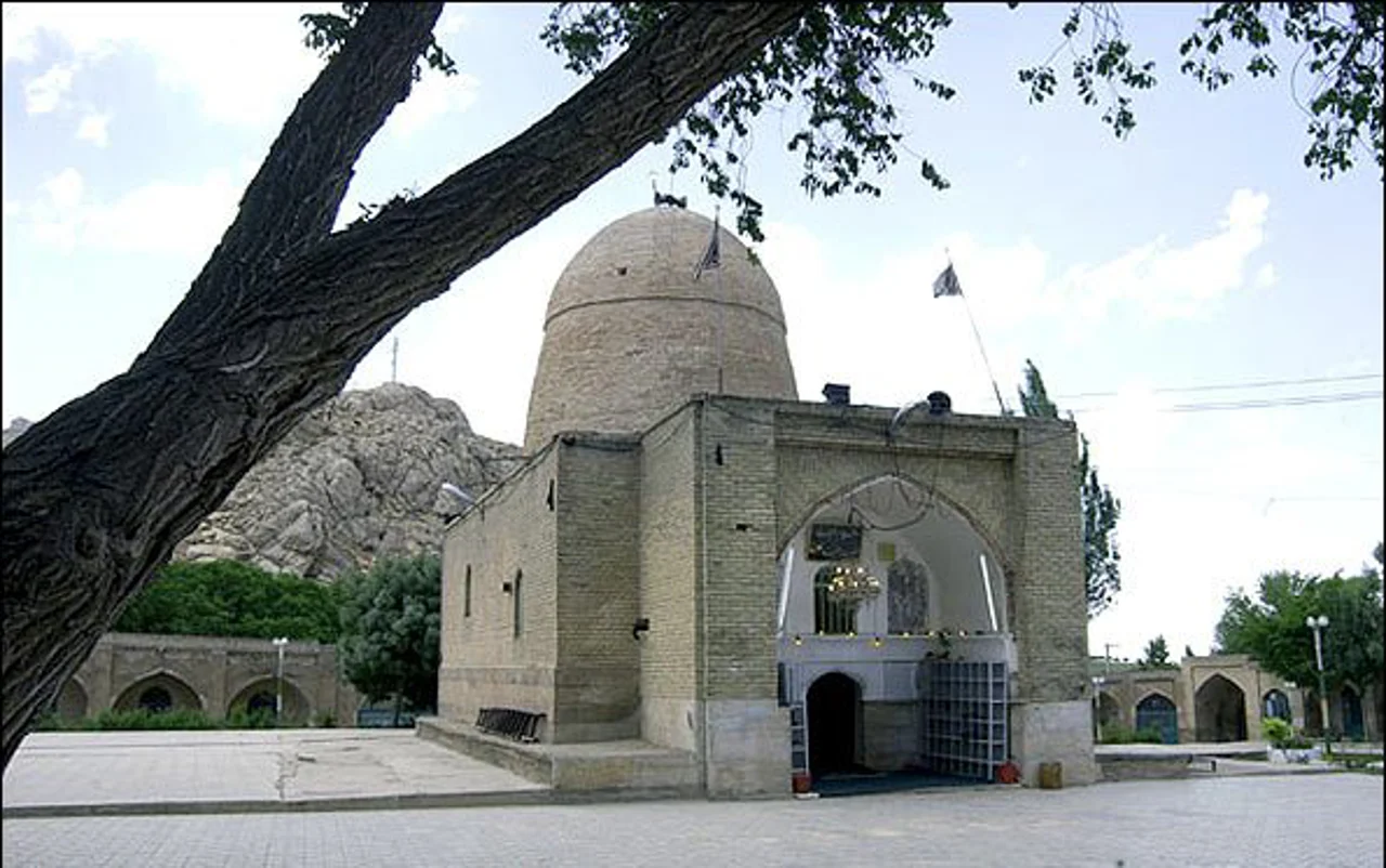 آرامگاه قیدار نبی (ع) در قیدار (خدابنده)
