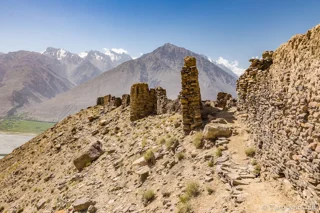 قلعه یمچون تاجیکستان؛ راهنمای دژ باستانی دره وخان