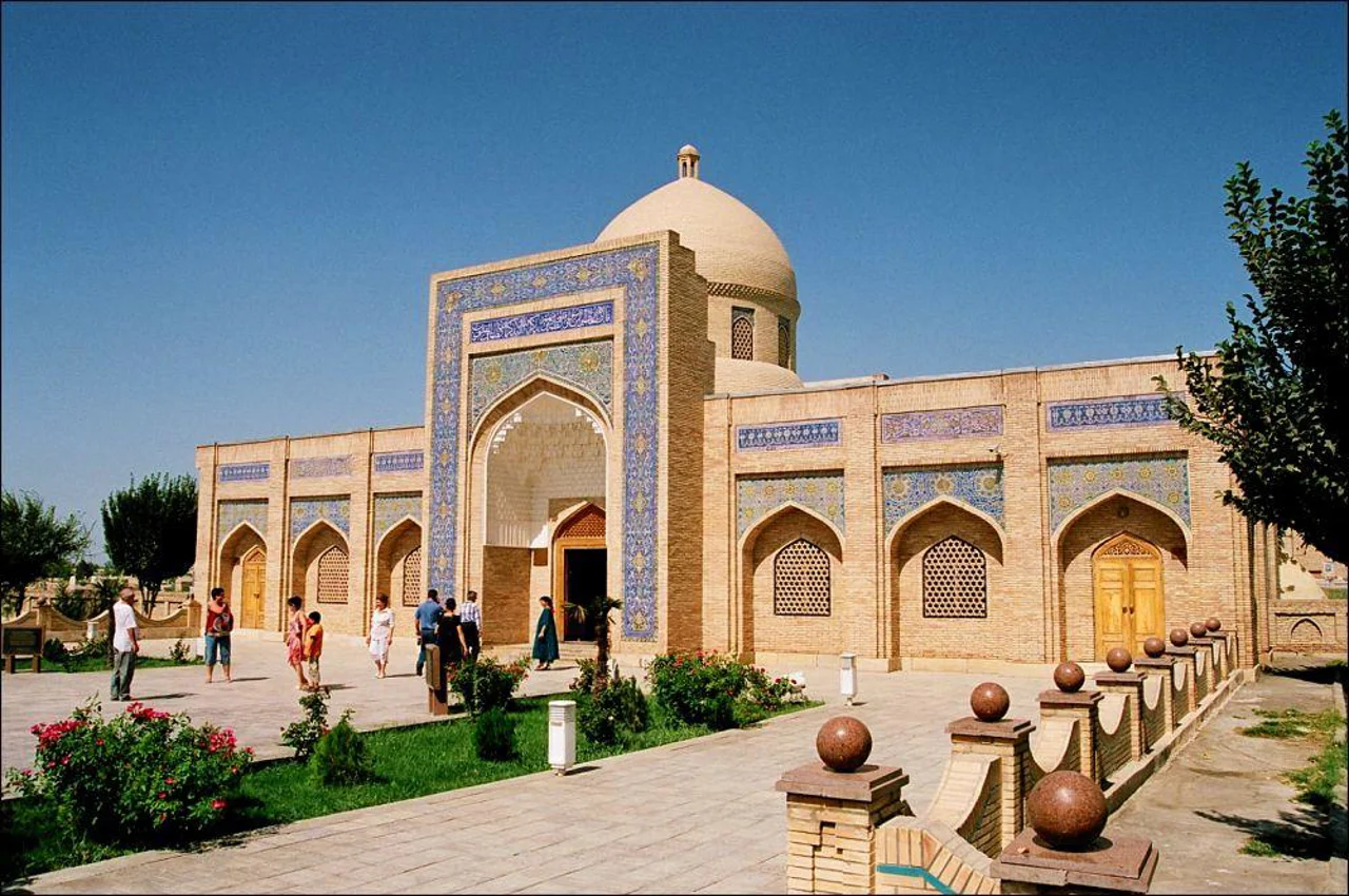 آرامگاه بهاءالدین نقشبند بخارا؛ راهنمای کامل بازدید از زیارتگاه بزرگ نقشبندیه