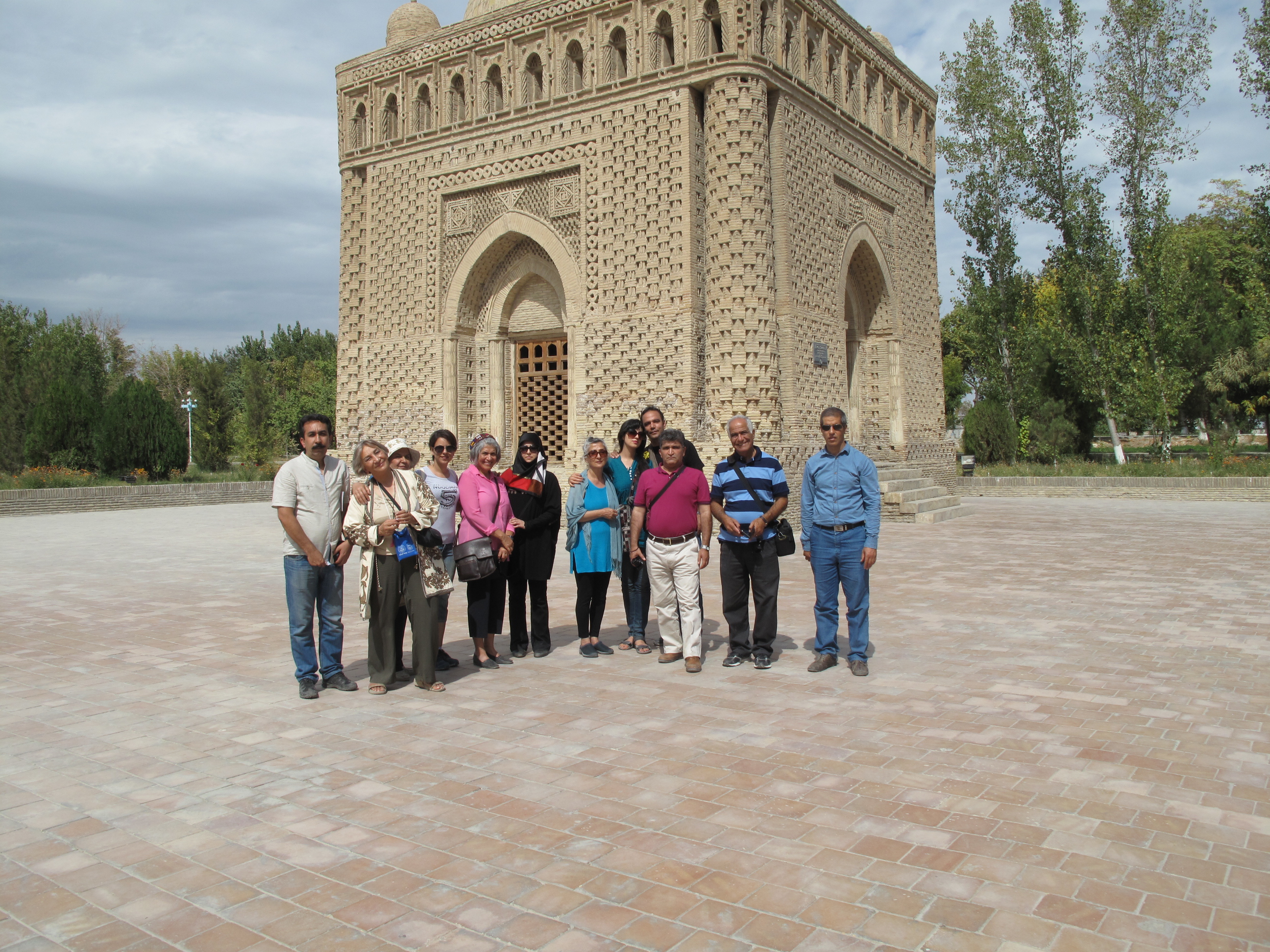 خاطرات سفر به آسیای میانه همراه با هشتمین تور زمینی جاده ابریشم (قسمت سوم - بخارا- ازبکستان)