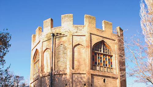 برج خلعت پوشان