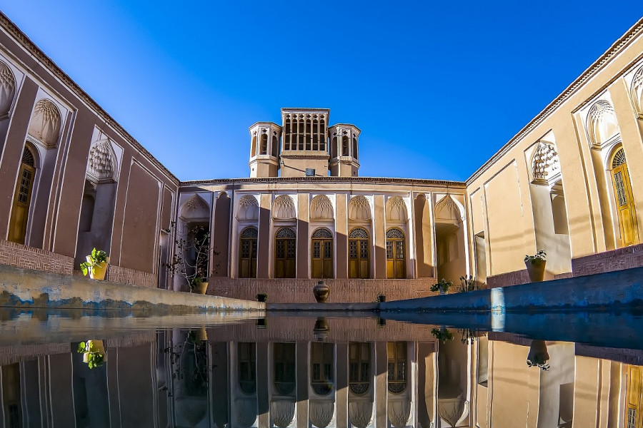 منزل مستوفی بشرویه: عمارتی زیبا از دوره قاجار