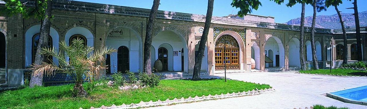 قلعه والی ایلام؛ یادگار باشکوه قاجار و موزه مردم‌شناسی ایلام
