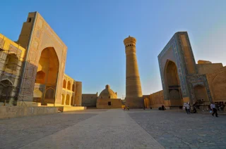 مناره کلان بخارا؛ شاهکار آجری جاده ابریشم و نماد تاریخی بخارا