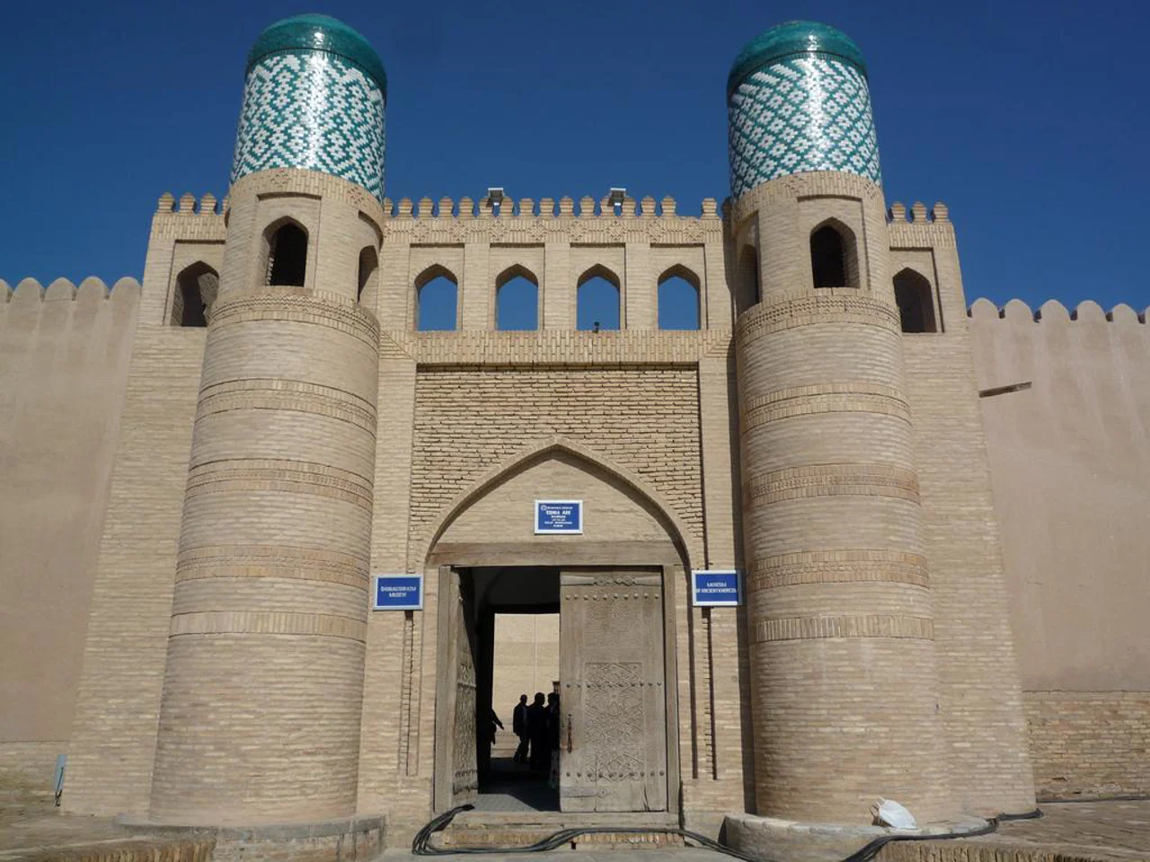 ارگ کهنه خیوه؛ راهنمای کامل بازدید از قلعه تاریخی خانهای خوارزم