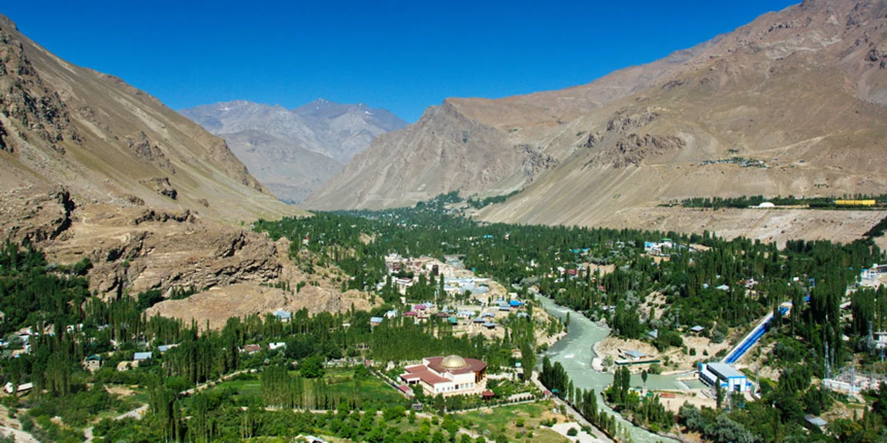 خاروغ مرکز استان بدخشان