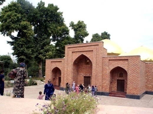 آرامگاه میر سیّدعلی همدانی در کولاب