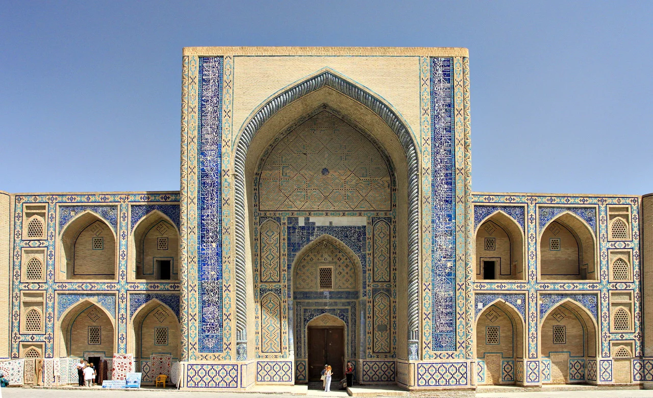 مدرسه الغبیگ بخارا؛ یادگار دانش و معماری دوره تیموری در قلب جاده ابریشم