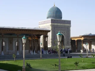 امام بخاری؛ زندگی، صحیح بخاری و آرامگاه او در سمرقند
