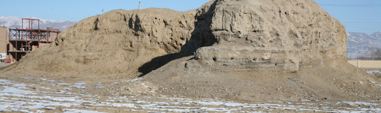 تپه اهرنجان در دشت سلماس: گنجینه‌ای از تاریخ در شمال غربی ایران