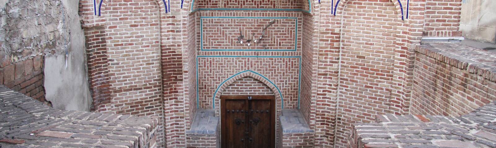 موزه سنگ (حمام بلور)